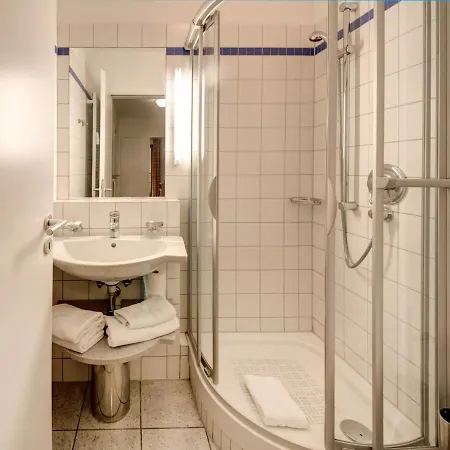 Kaiservillen - Mit 2 Schlafzimmern Und Balkon D202 *